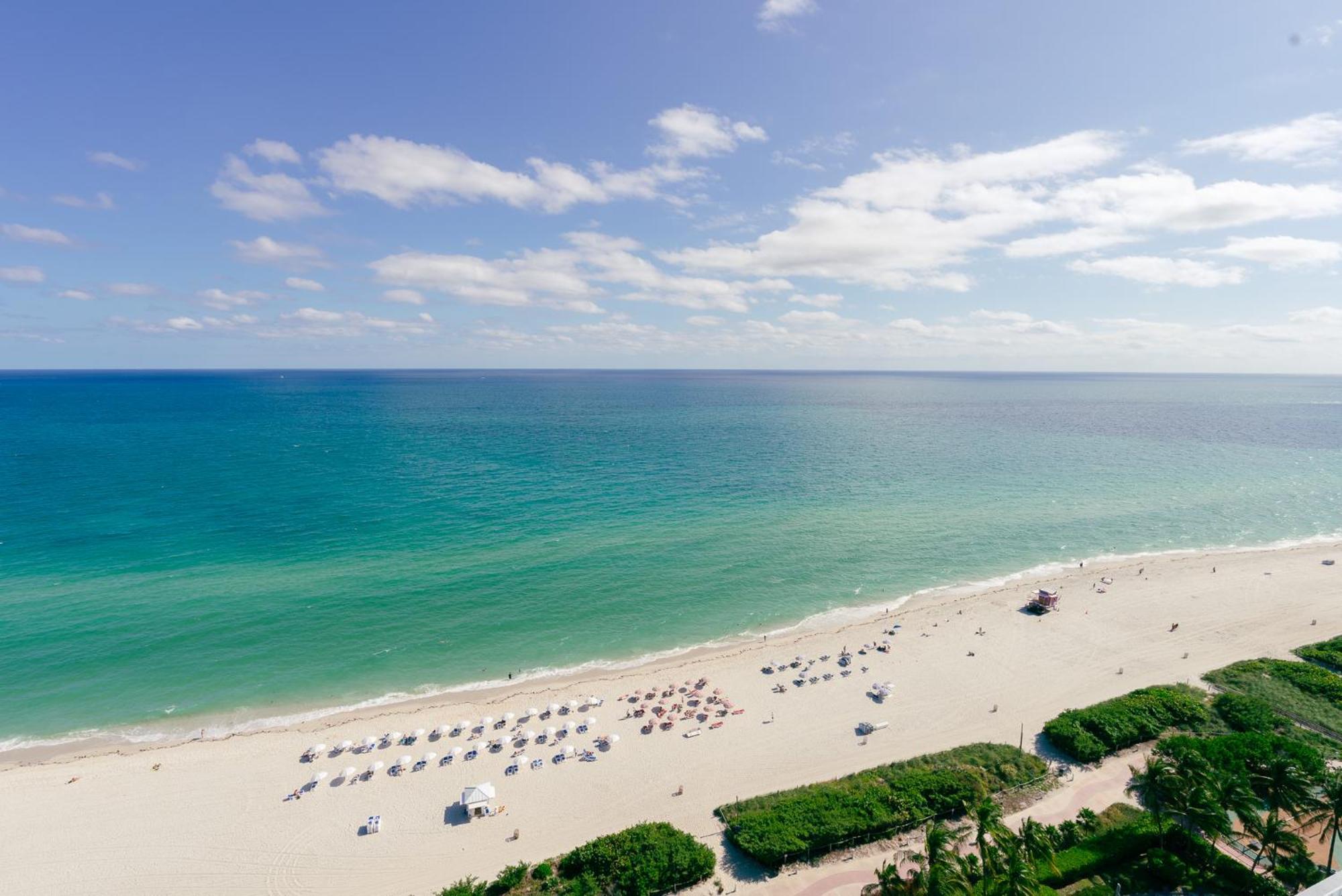 Monte Carlo Miami Beach Room photo