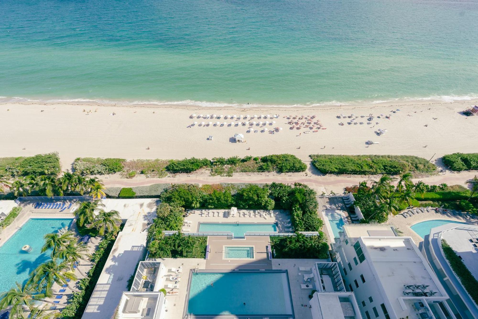 Monte Carlo Miami Beach Room photo